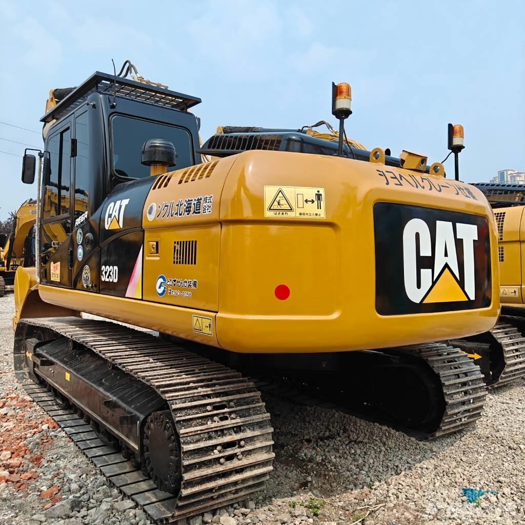 CAT 323D Crawler excavators