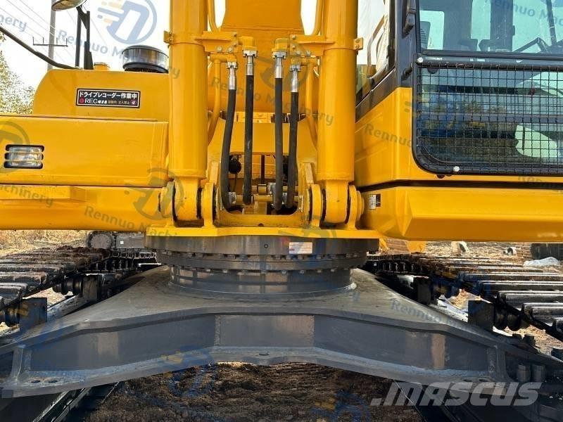 Komatsu PC450-8 Crawler excavators