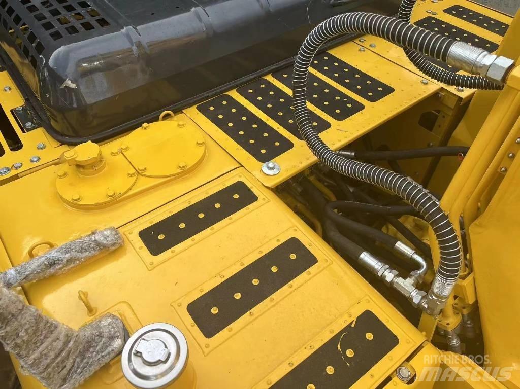 Komatsu PC 130 Crawler excavators