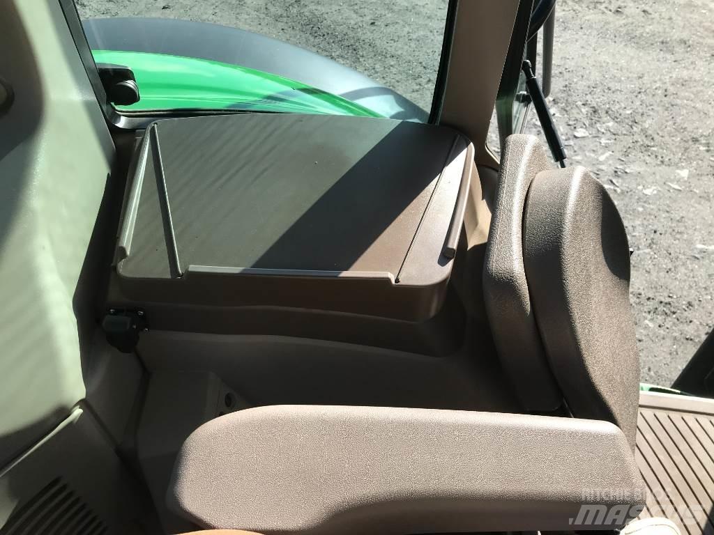 John Deere 6100 M Tractors