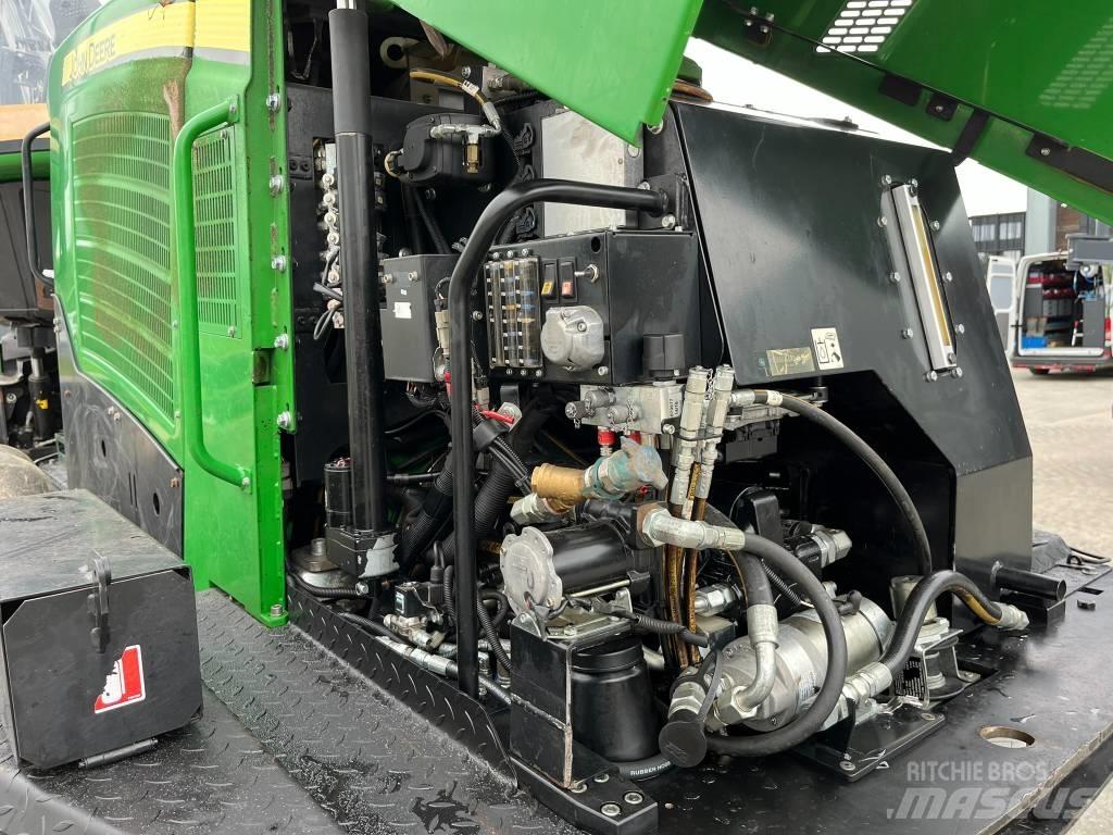 John Deere 1070E Harvesters