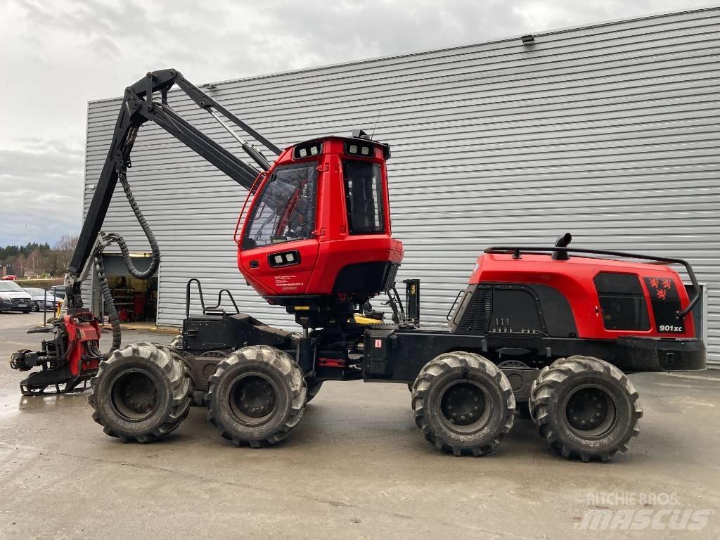 Komatsu 901 XC Harvesters