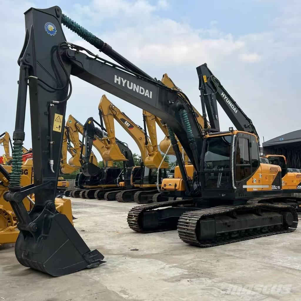 Hyundai R220LC-9S Mini excavators  7t - 12t
