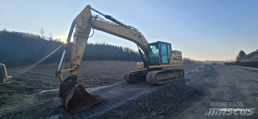CAT 320 Crawler excavators
