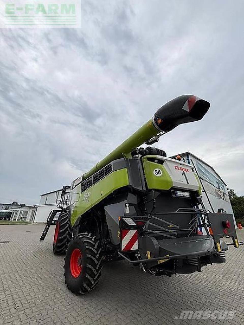 CLAAS lexion 6800 Combine harvesters