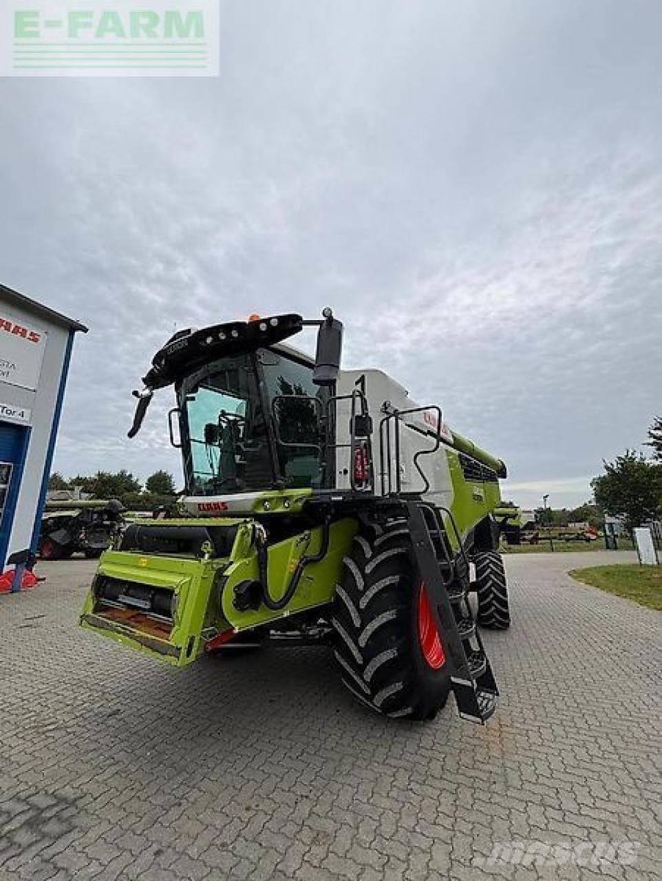 CLAAS lexion 6800 Combine harvesters