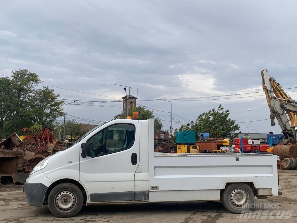 Renault Trafic Panel vans