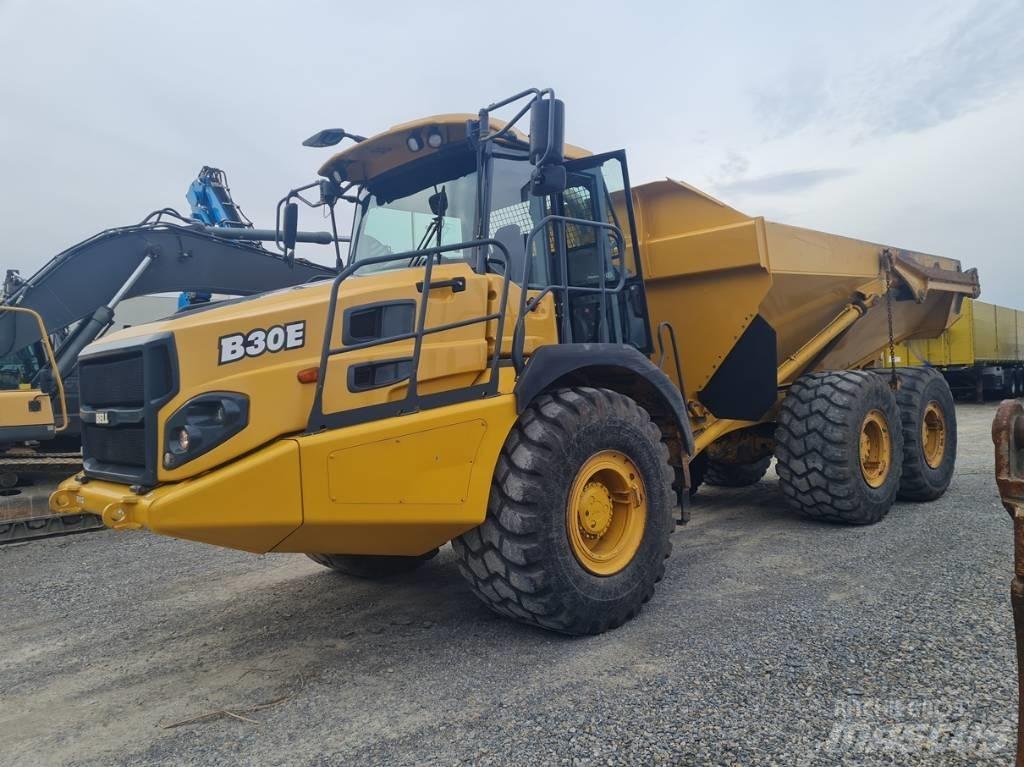Bell B 30 E 6X6 Articulated Haulers