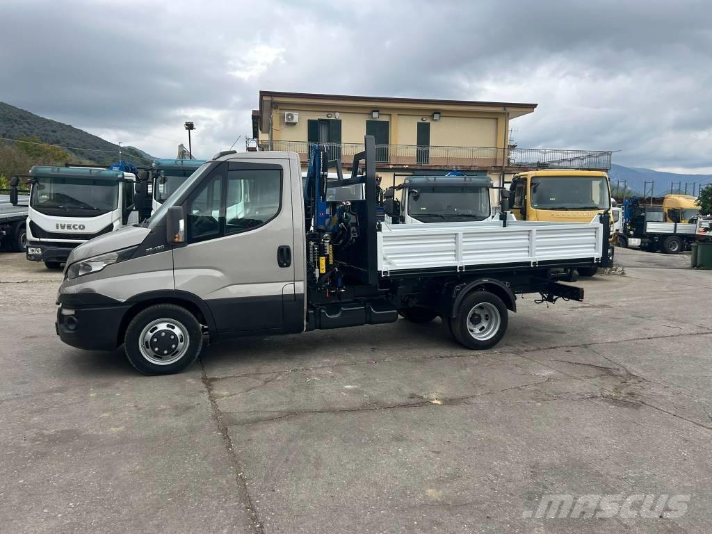 Iveco Daily 35-130 Truck mounted cranes