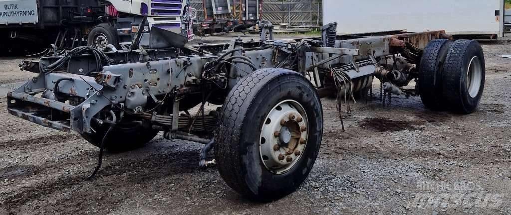 Scania 3-serie Chassis Cab trucks