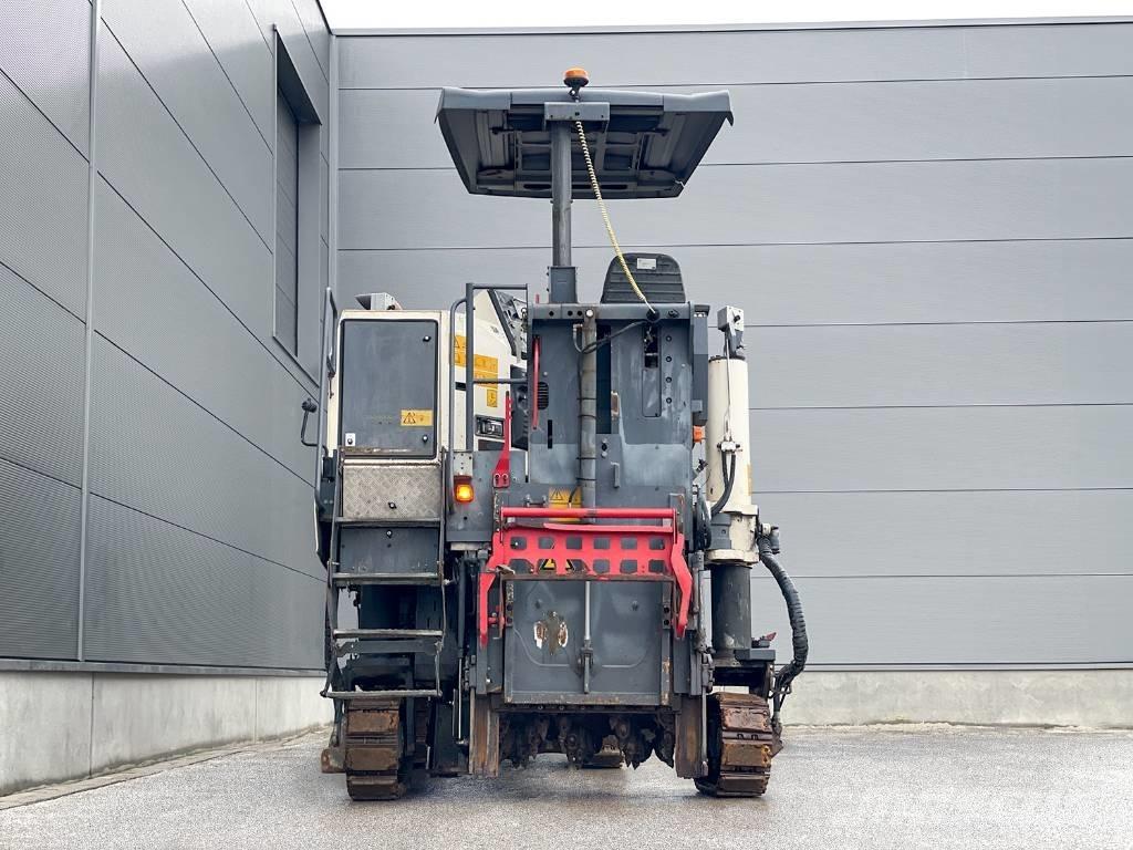 Wirtgen W 100 F Asphalt cold milling machines