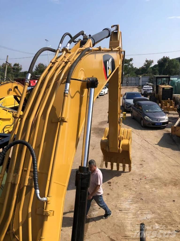 CAT 320 D Crawler excavators