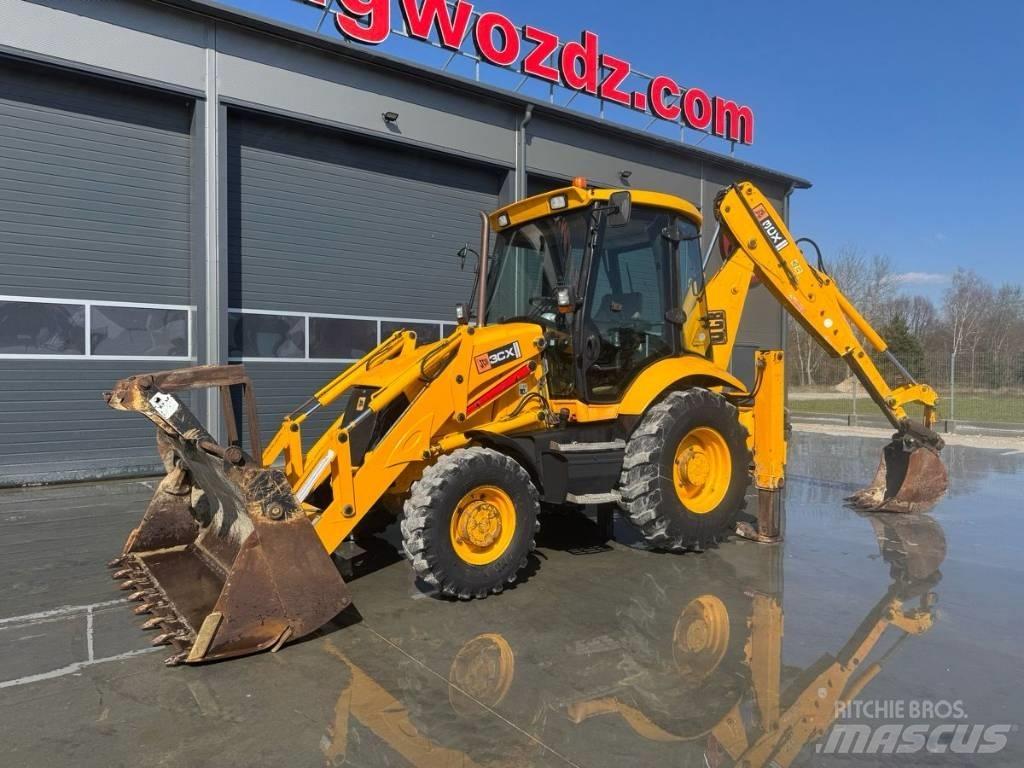 JCB 3 CX Backhoe