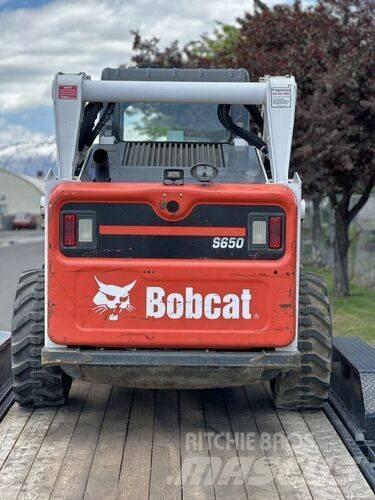 Bobcat S650 Skid steer loaders