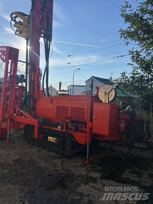 Massenza Mi5 Waterwell drill rigs