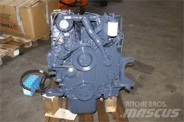 Komatsu S6D102E Engines
