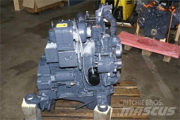 Komatsu S6D102E Engines