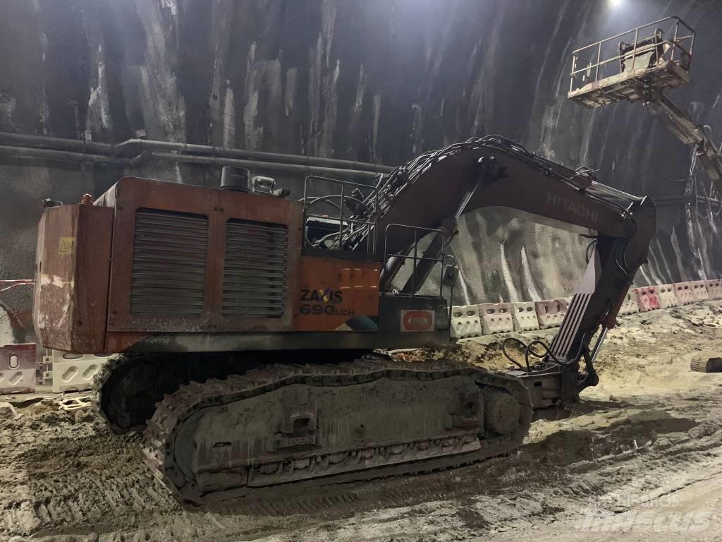 Hitachi ZX690LCH-5A Other