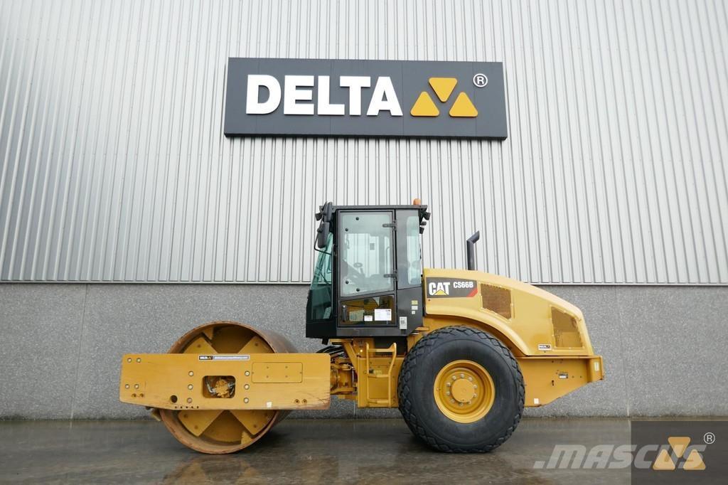 CAT CS66B Single drum rollers
