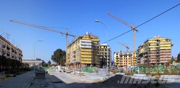 Liebherr 63LC Tower cranes
