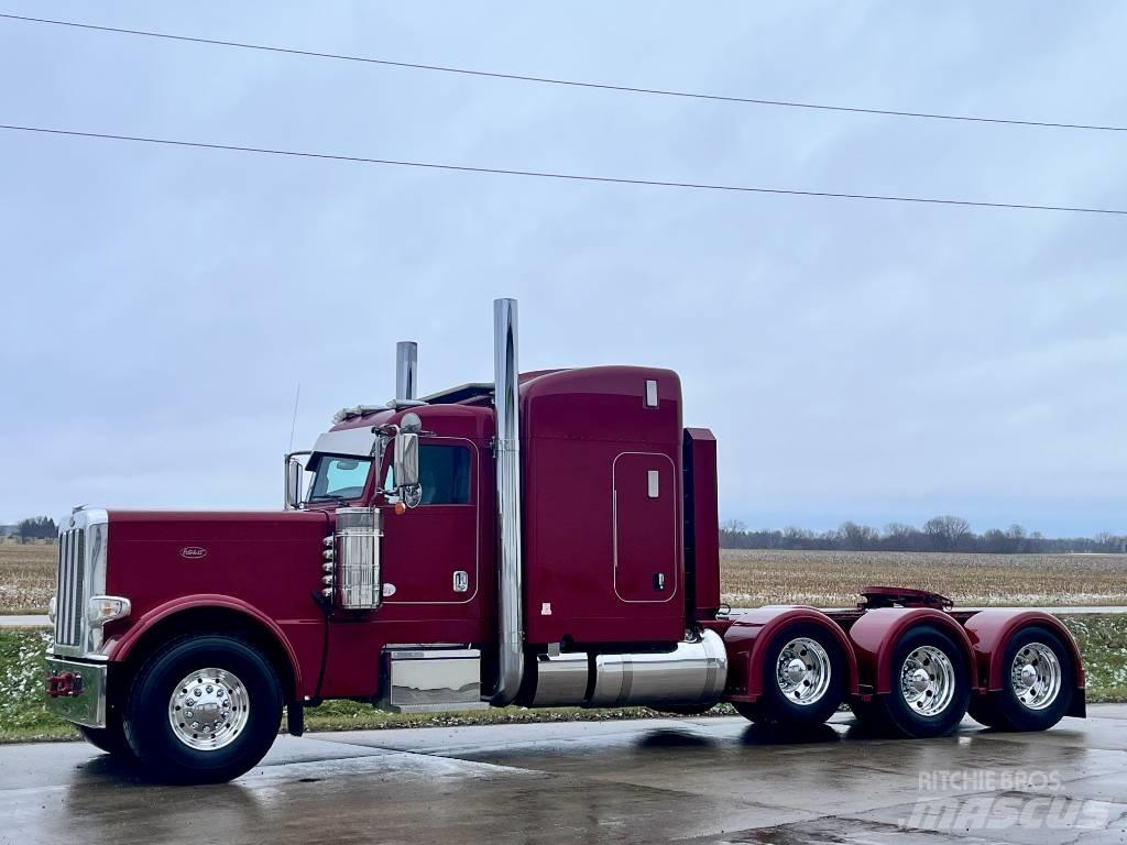 Peterbilt 389 Prime Movers