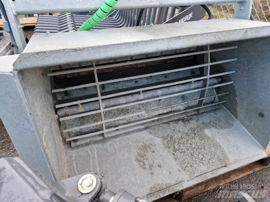  Sandspridare Vals Other loading and digging and accessories