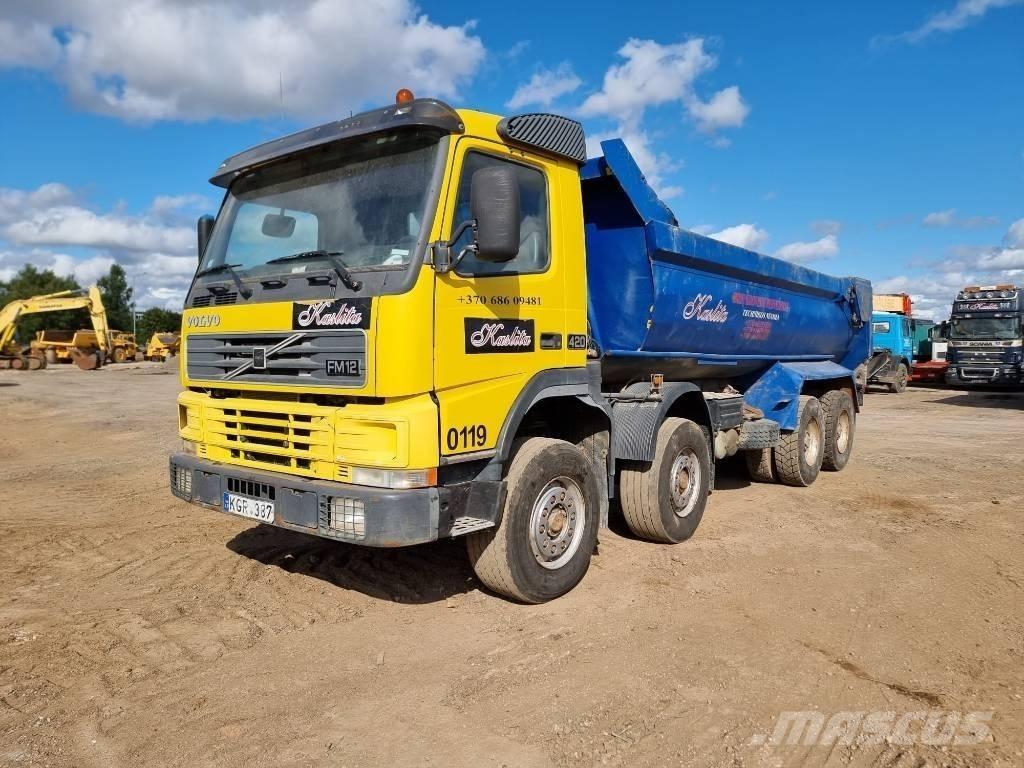 Volvo FM 420 Skip bin truck