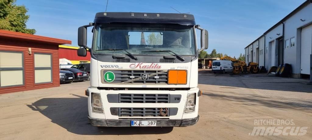 Volvo FM 12 Hook lift trucks