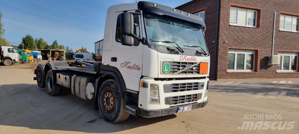 Volvo FM 12 Hook lift trucks