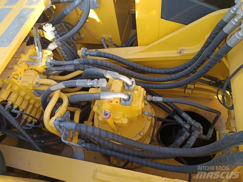 Komatsu PC360 Crawler excavators