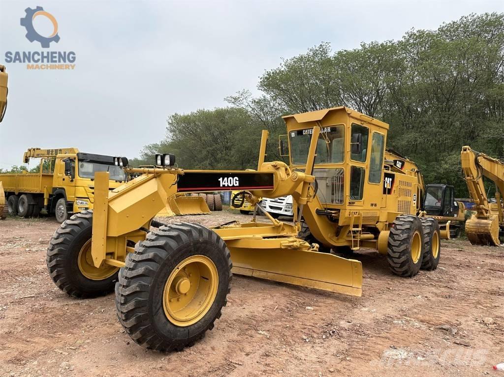 CAT 140 G Graders