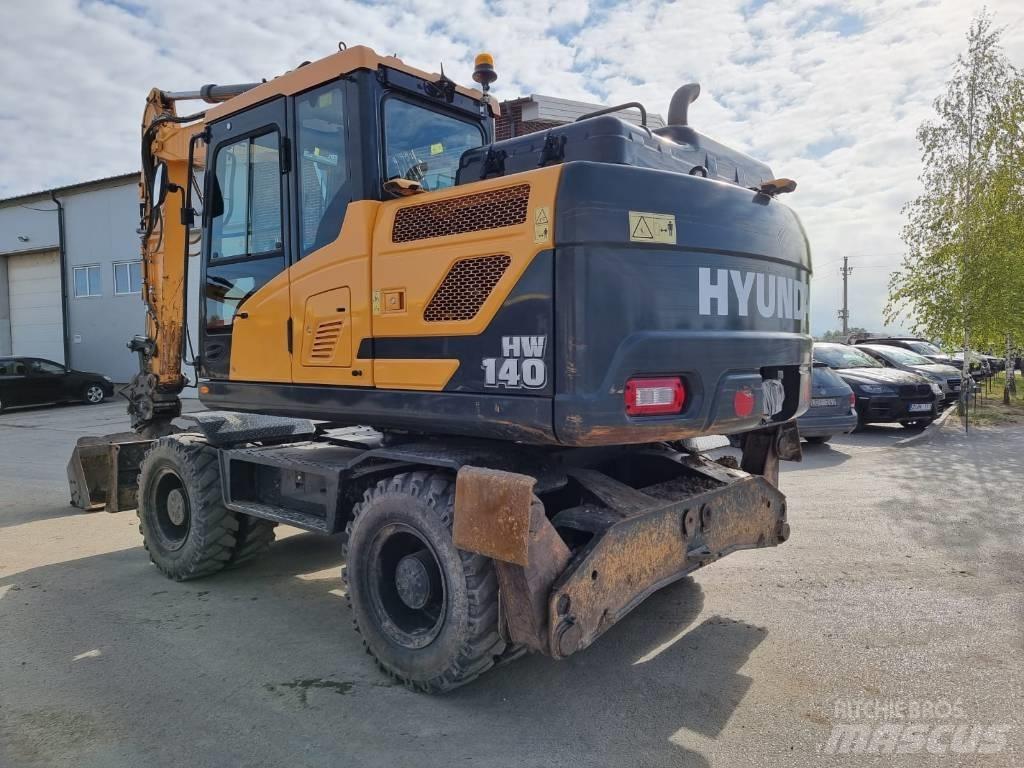 Hyundai HW 140 Wheeled excavators