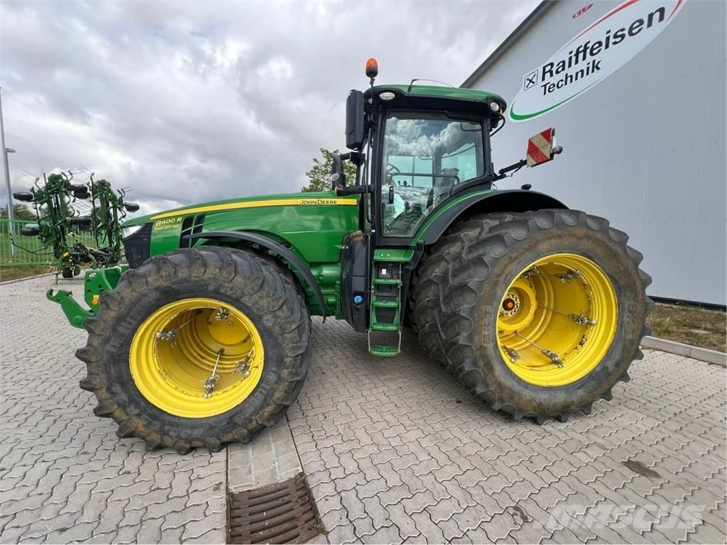 John Deere 8400 R Tractors