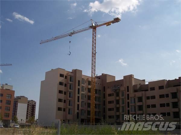 Potain MC 50 Tower cranes