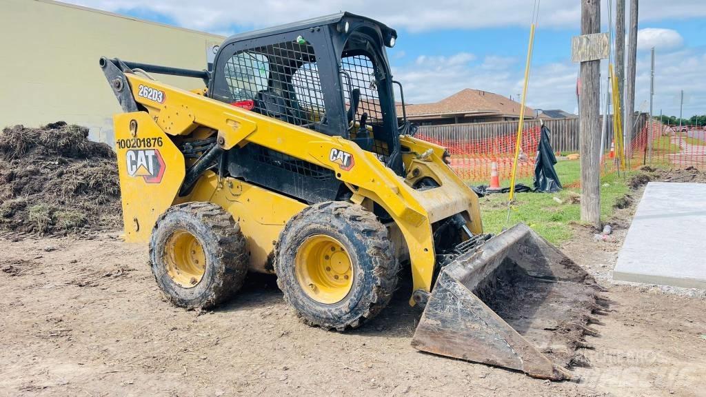 CAT 262D3 Skid steer loaders