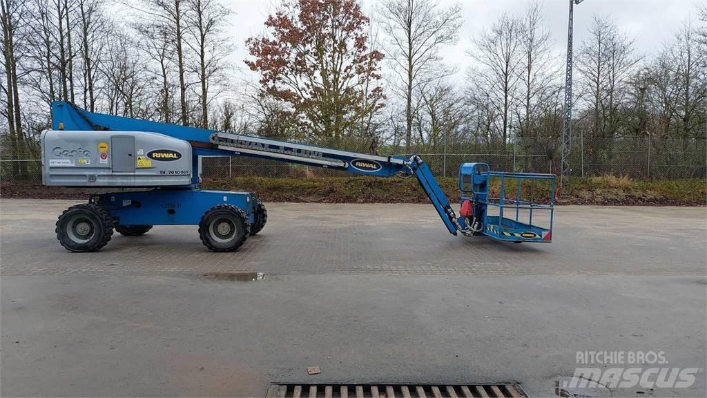 Genie S45 Telescopic boom lifts