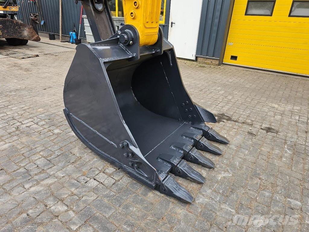 LiuGong CLG 922E Crawler excavators