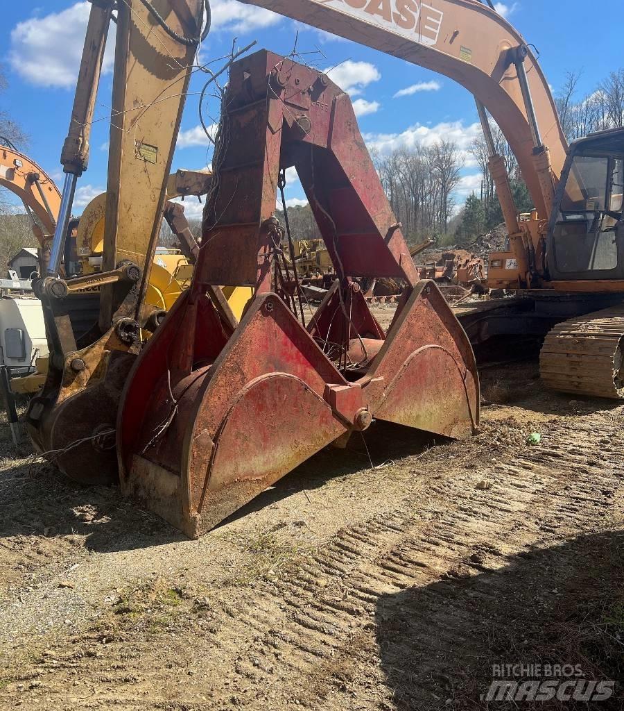 Link-Belt LS-108 B Track mounted cranes