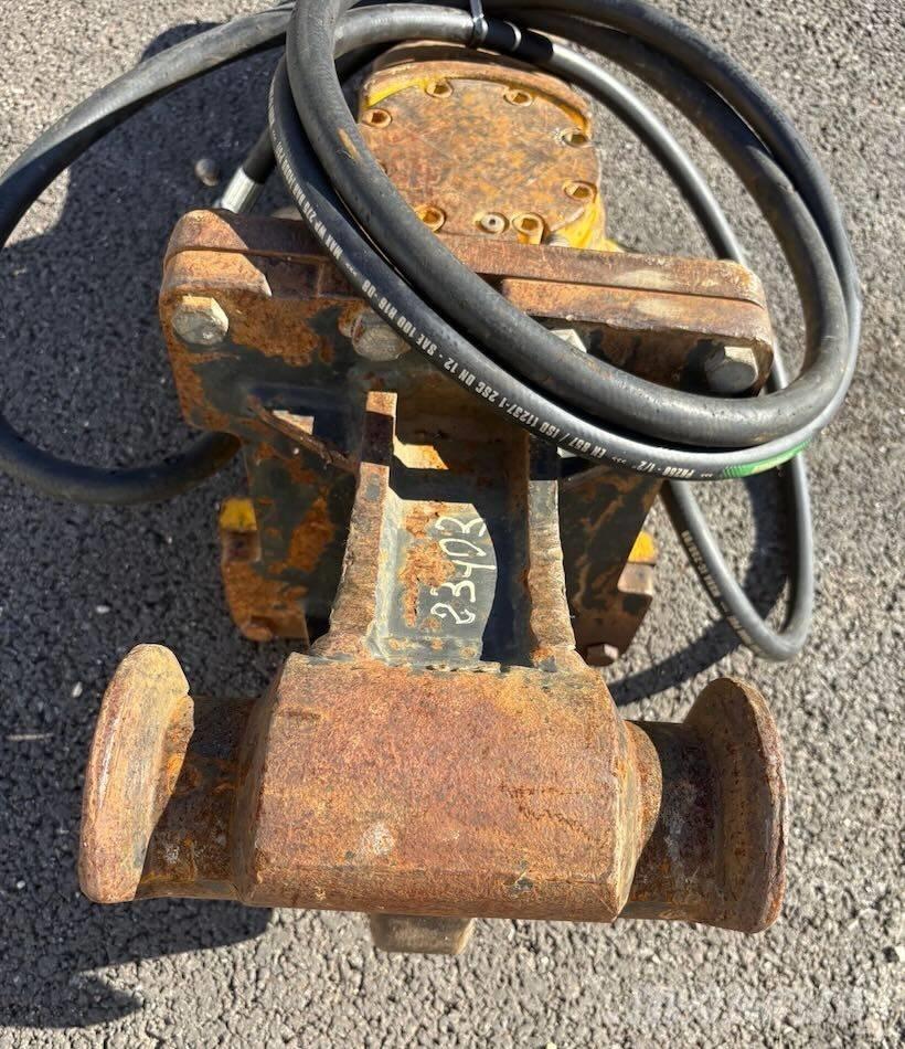 Atlas Copco SB 202 Hammers / Breakers