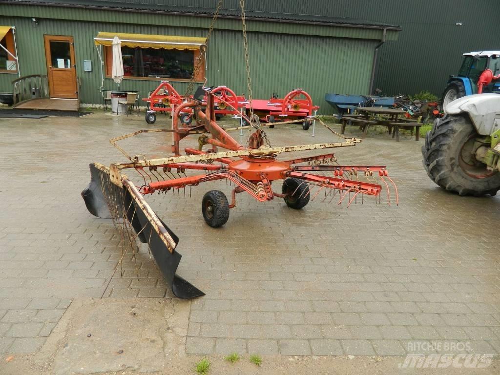 JF 400 Windrowers