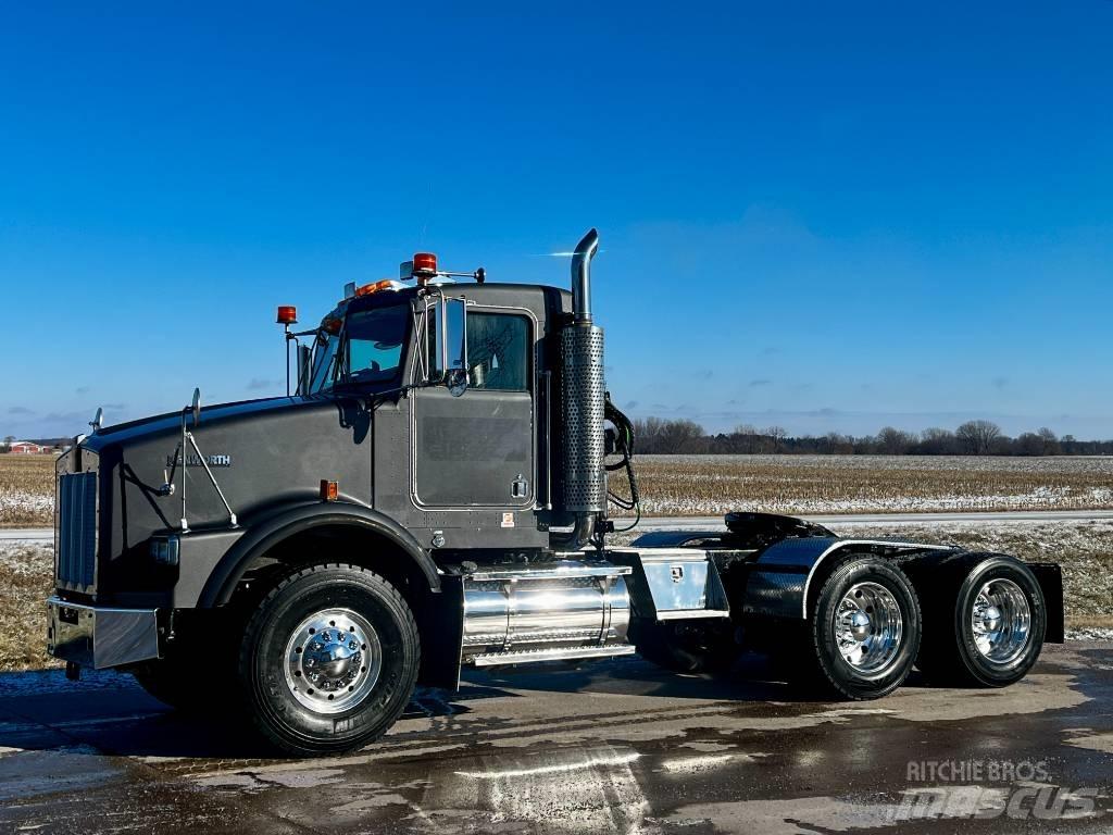 Kenworth T 800 Prime Movers