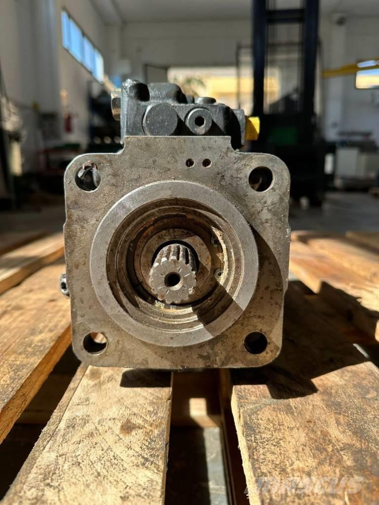Komatsu PC 30 MR-1 Hydraulics