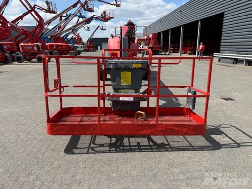 JLG 660 SJ Telescopic boom lifts