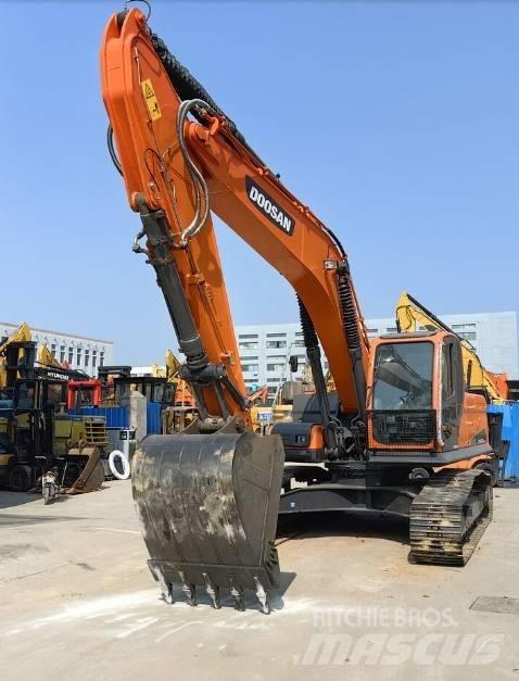 Doosan DX300 Crawler excavators