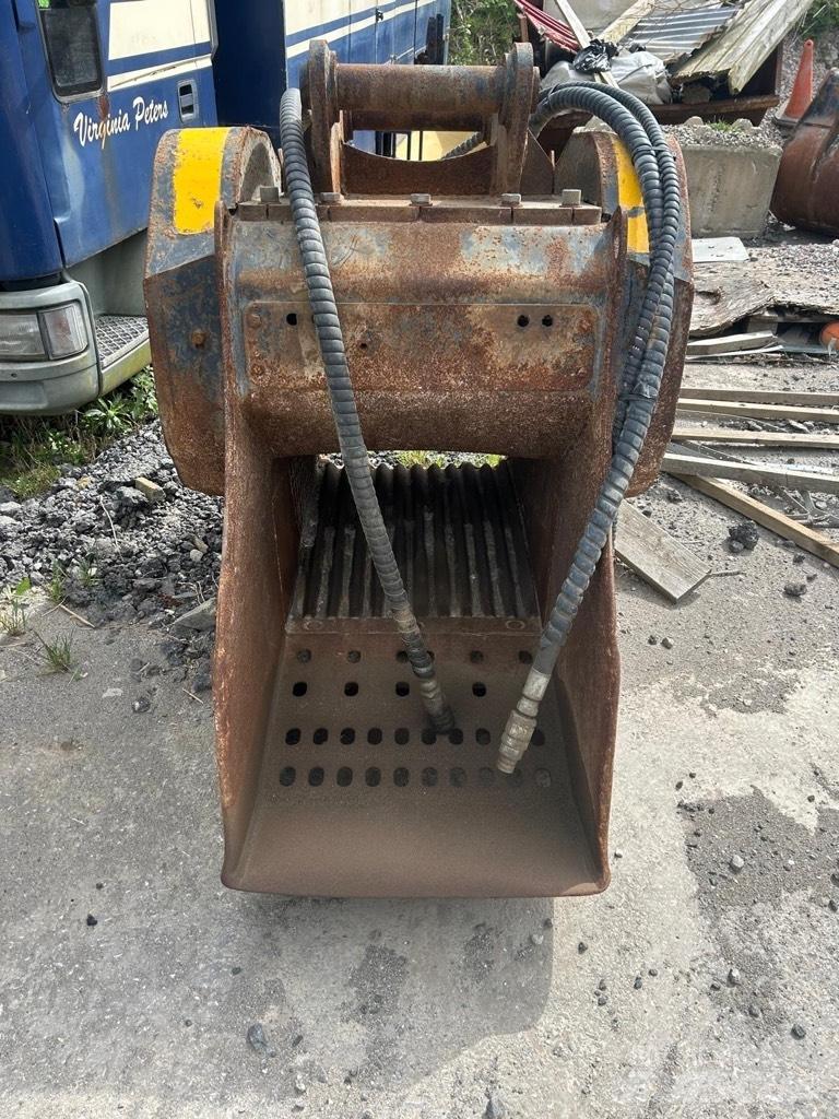 MB Crusher BF 60.1 Crushing buckets