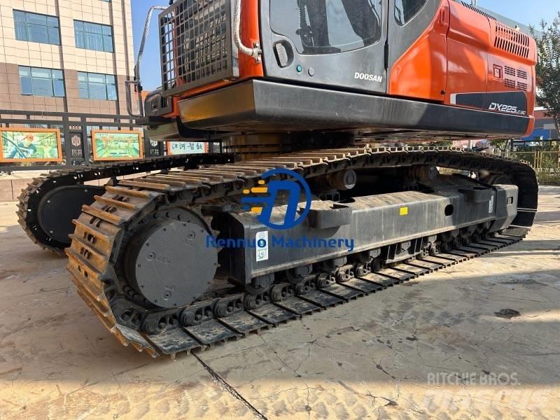 Doosan DX 225 LC-9C Crawler excavators