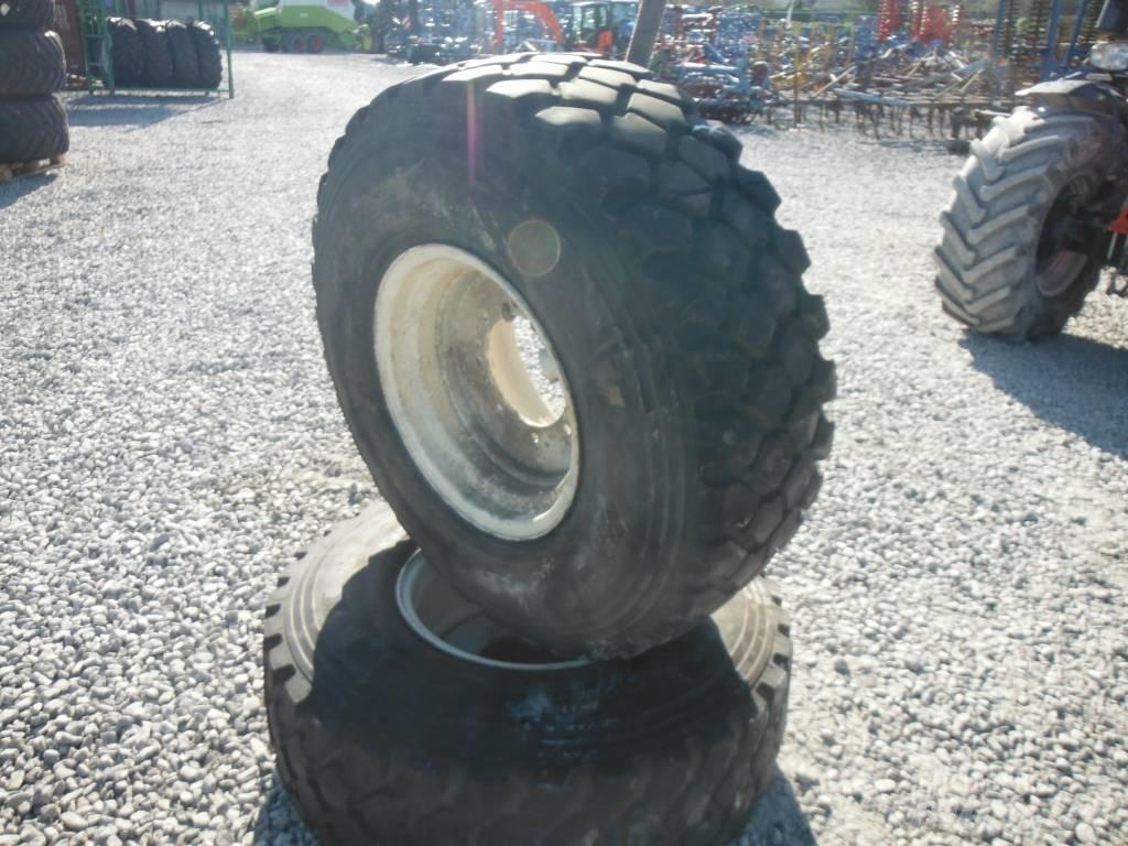 Michelin 365/85R20 Tyres, wheels and rims