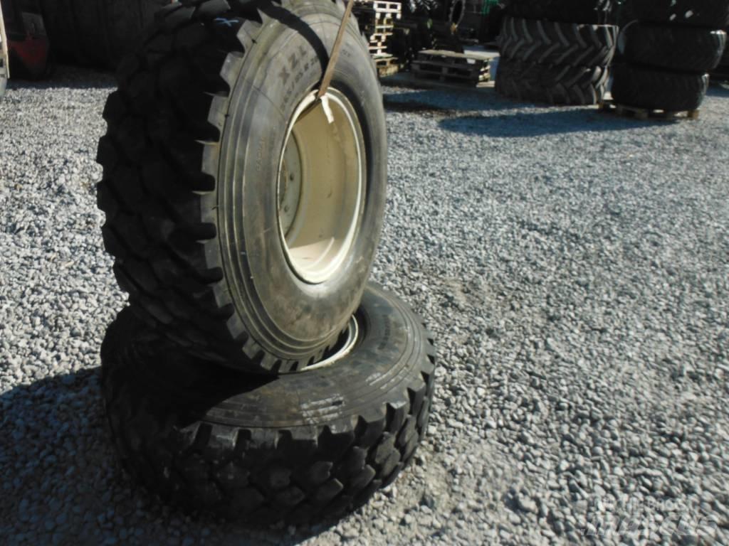Michelin 365/85R20 Tyres, wheels and rims