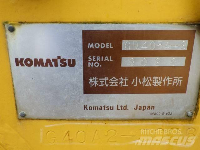 Komatsu GD405A-2 Graders
