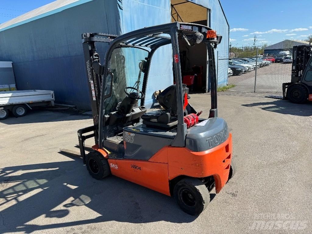 Toyota 8FBM20T Electric forklift trucks